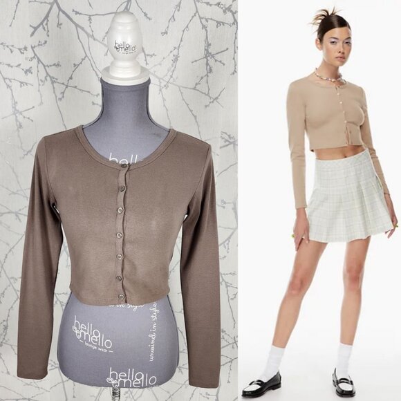 Sunday Best Beige Tan Cotton Stretch Button Front Cropped Apple Tee - Picture 1 of 4